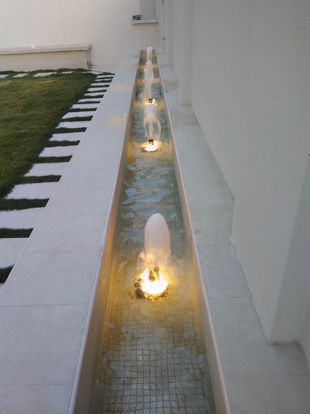 Fountain water feature by QFountains, view 2