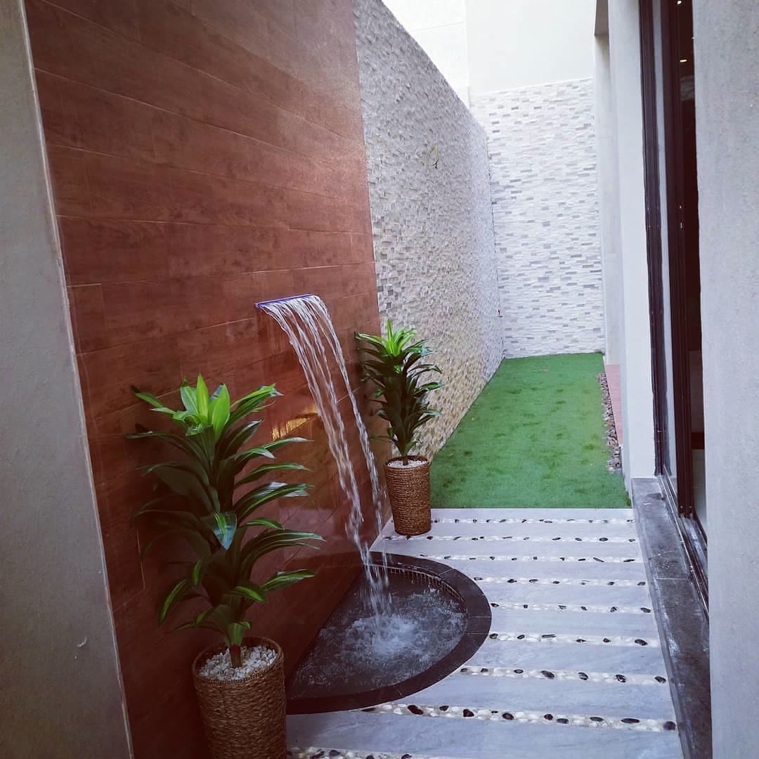 Fountain water feature by QFountains, view 5