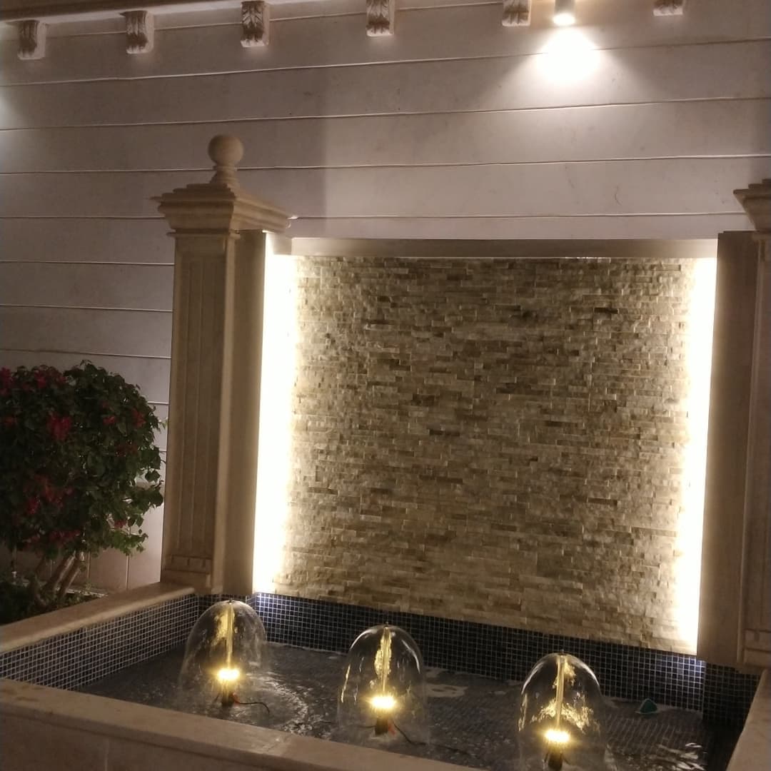 Fountain water feature by QFountains, view 3