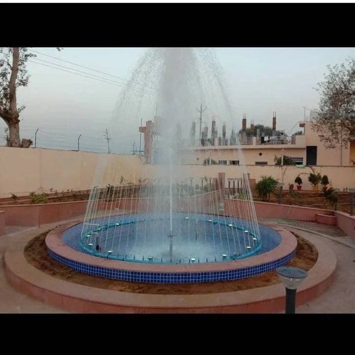 Fountain water feature by QFountains, view 6