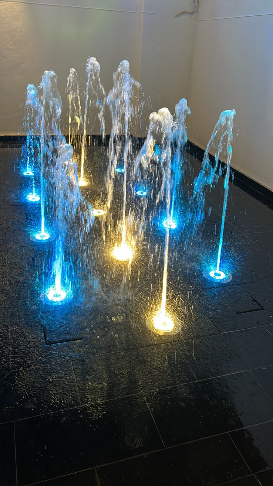 Fountain water feature by QFountains