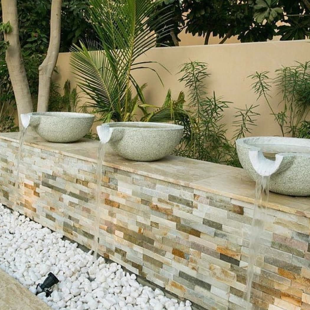 Landscape water feature by QFountains, view 2