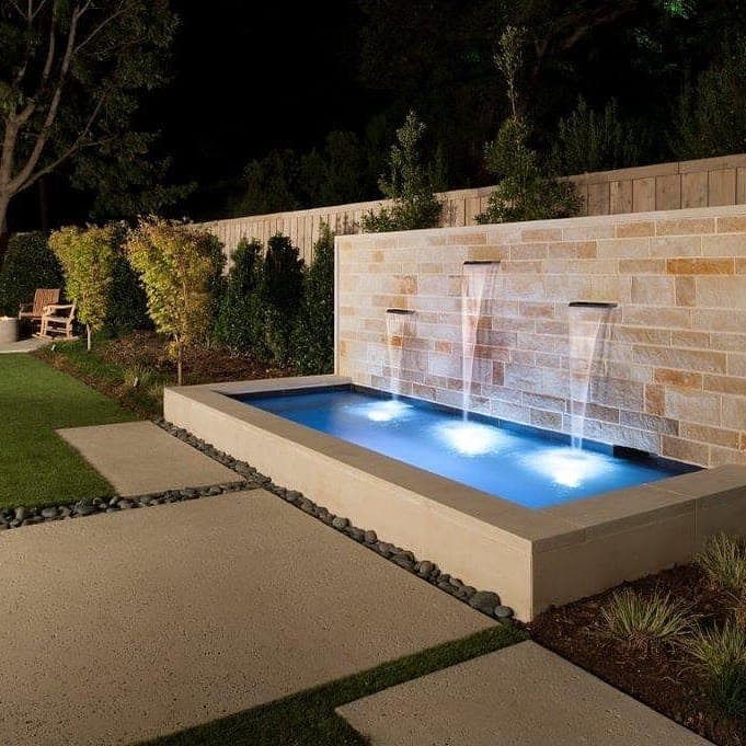 Landscape water feature by QFountains, view 3