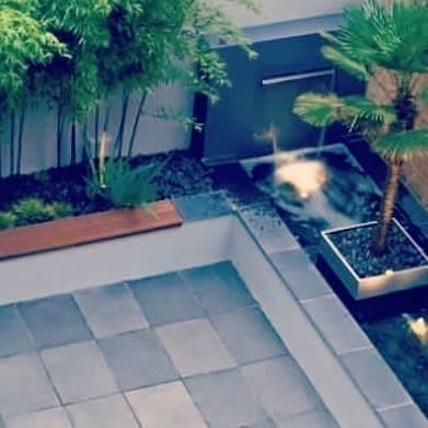 Landscape water feature by QFountains, view 4