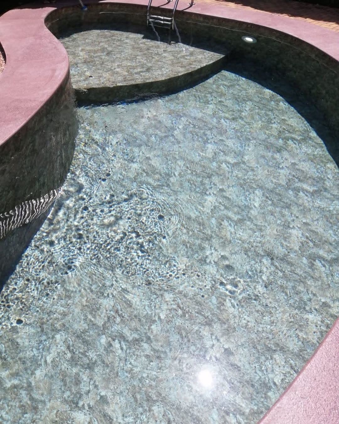 Pool water feature by QFountains, view 3