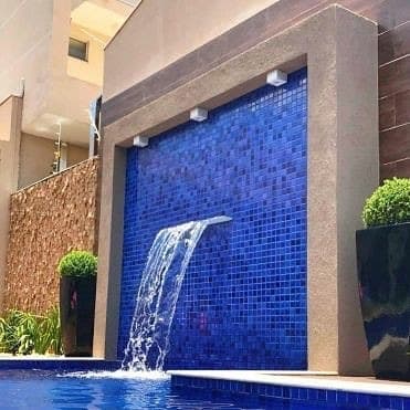 Waterfall water feature by QFountains, view 3