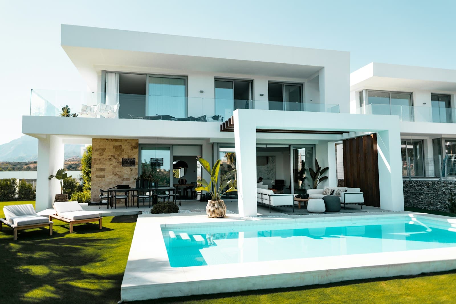 Pool Design & Construction in Qatar by QFountains